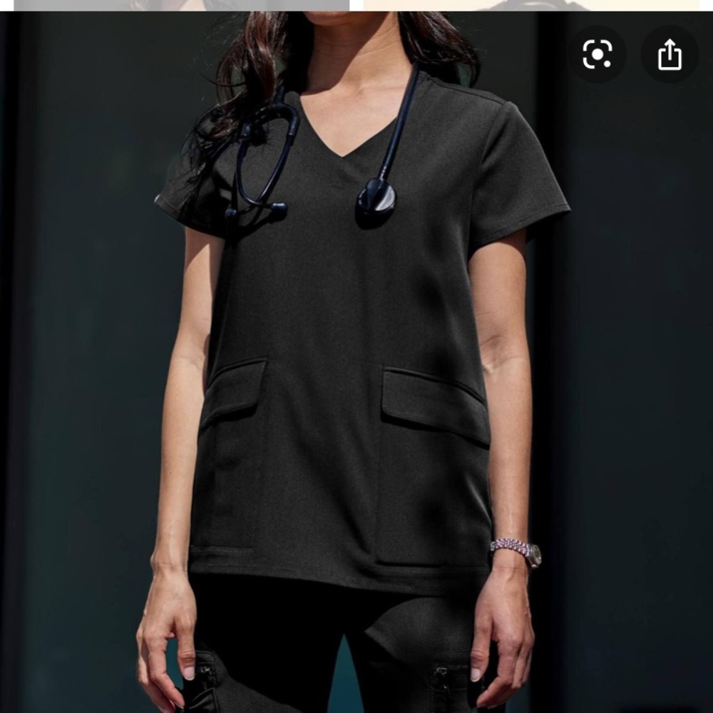 Figs Scrub top